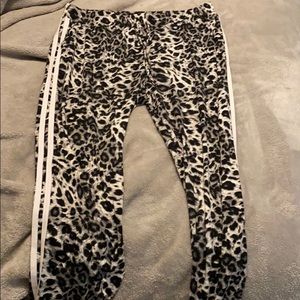 Shosho soft cheetah stripped Jogger/sweatpants